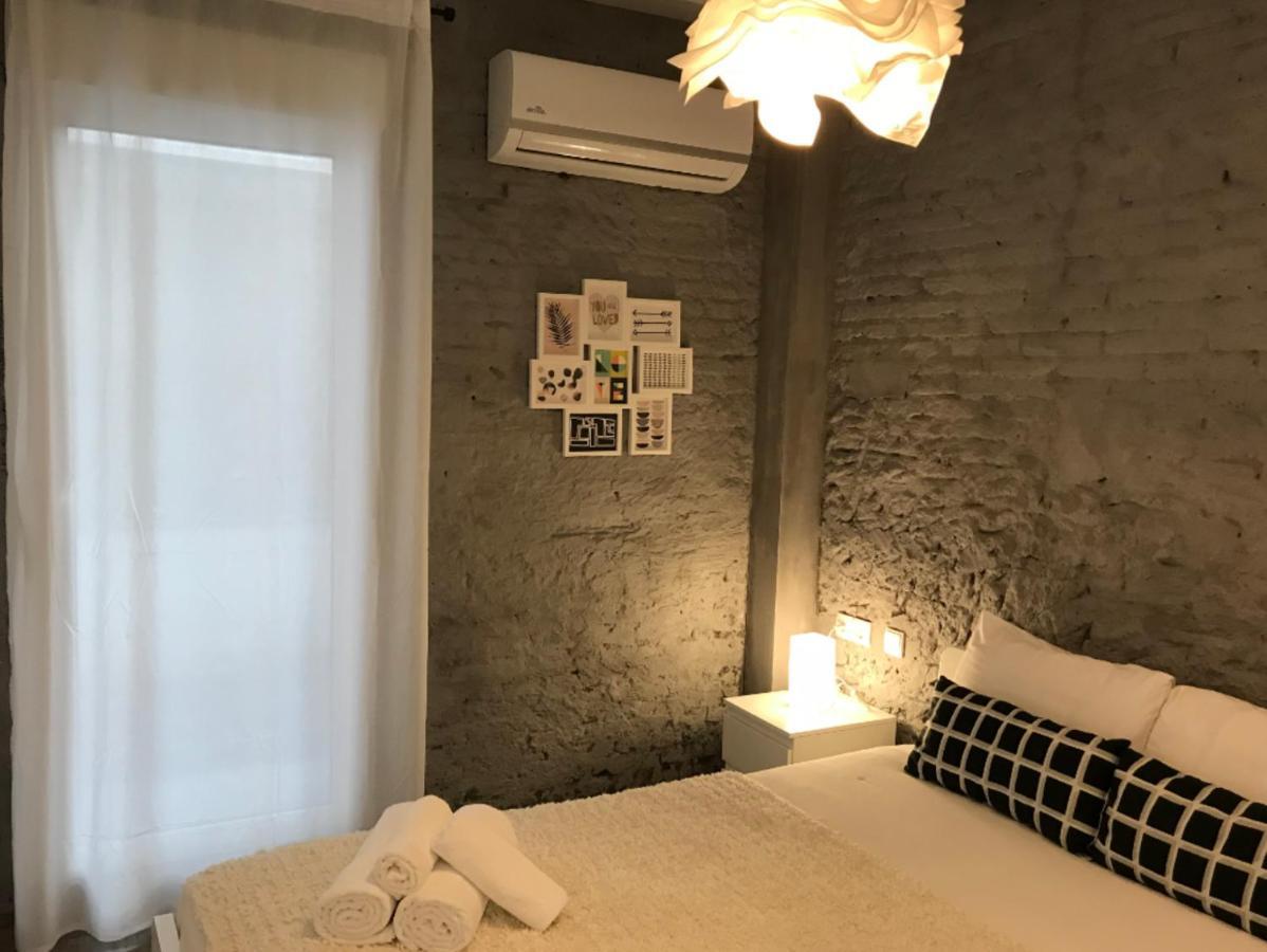 Pequeno Alojamiento Con Mini Piscina - No Climatizada Valência Exterior foto
